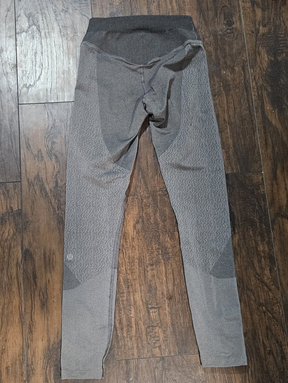 Lululemon Seamless training High-Rise tight 25" - Picture 3 of 5